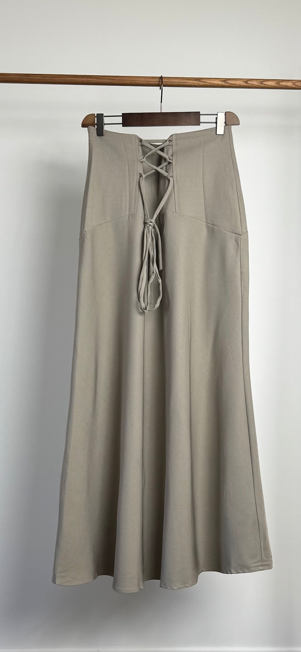 Jupe longue taille haute et corset
