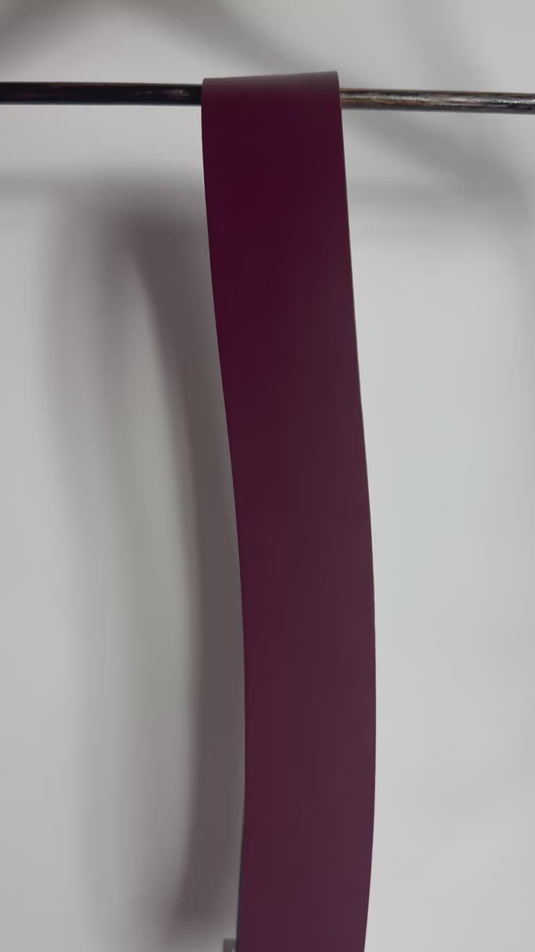 Ceinture en cuir de vachette bordeaux